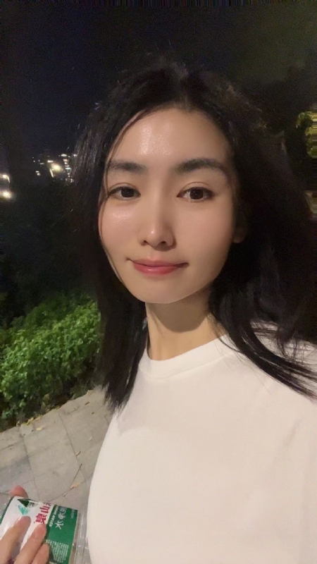 pan的第一张照片--梅州相亲服务中心