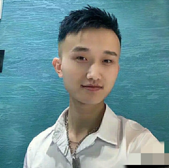 小哥哥的第一张照片--梅州相亲服务中心