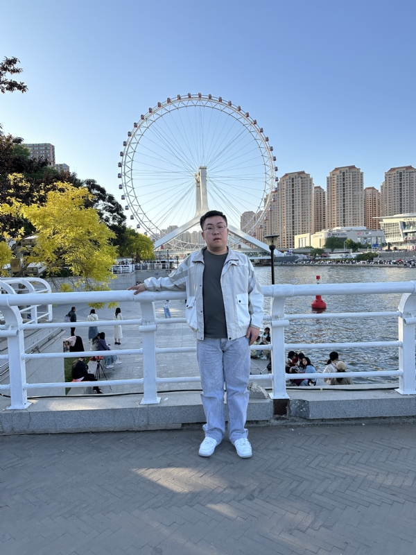 沐沐的第一张照片--梅州相亲服务中心