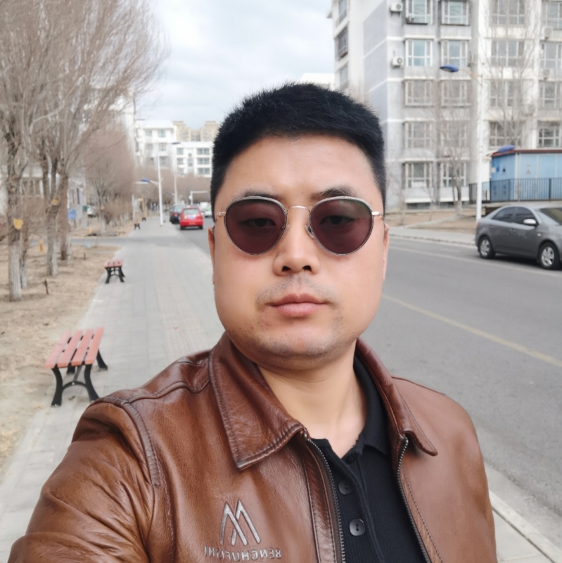 月下听风的第一张照片--梅州相亲服务中心