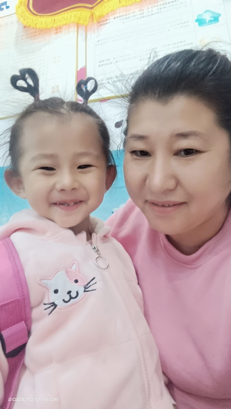 离异带俩娃的第一张照片--梅州相亲服务中心