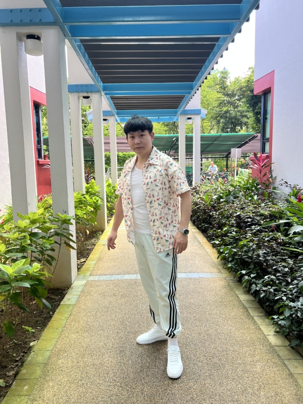 勇敢向前的第一张照片--梅州相亲服务中心