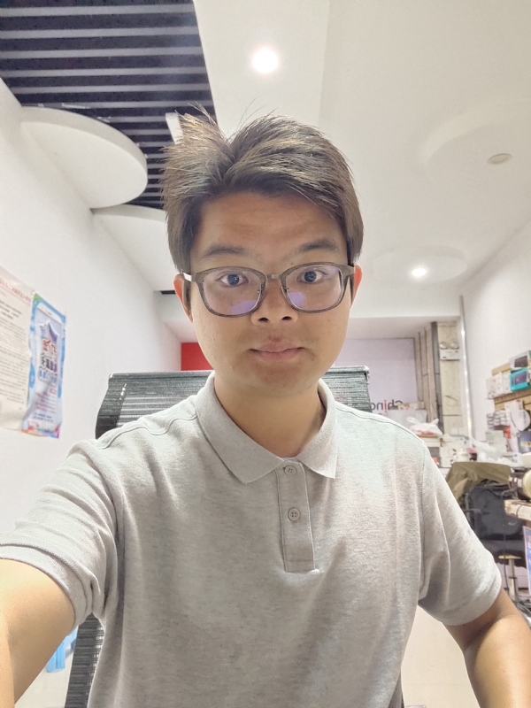 华兴通讯的第一张照片--梅州相亲服务中心