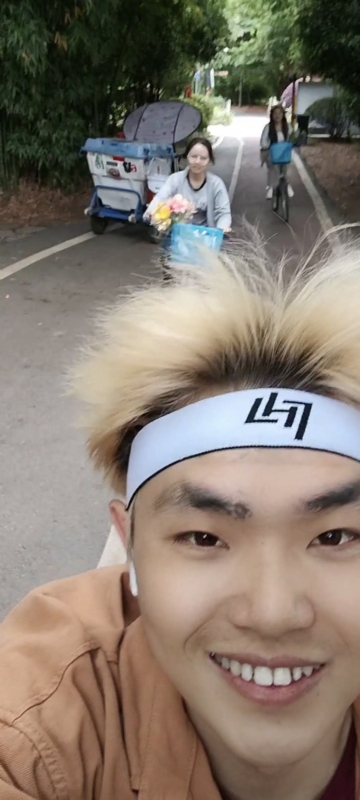 求安稳的第一张照片--梅州相亲服务中心