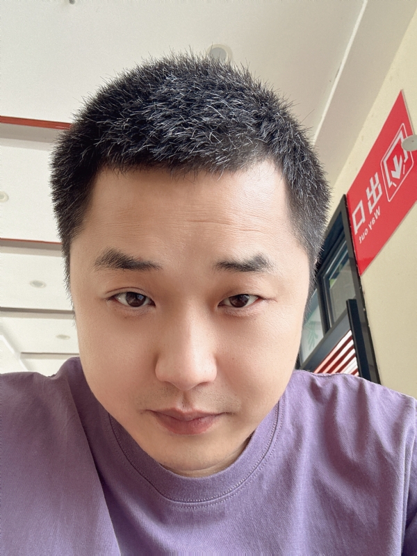 五是五的第一张照片--梅州相亲服务中心