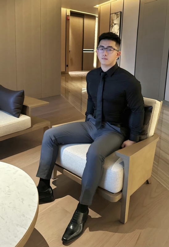 李寒外改英文可家的第一张照片--梅州相亲服务中心