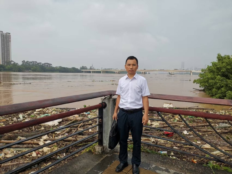 石泽根的第一张照片--梅州相亲服务中心