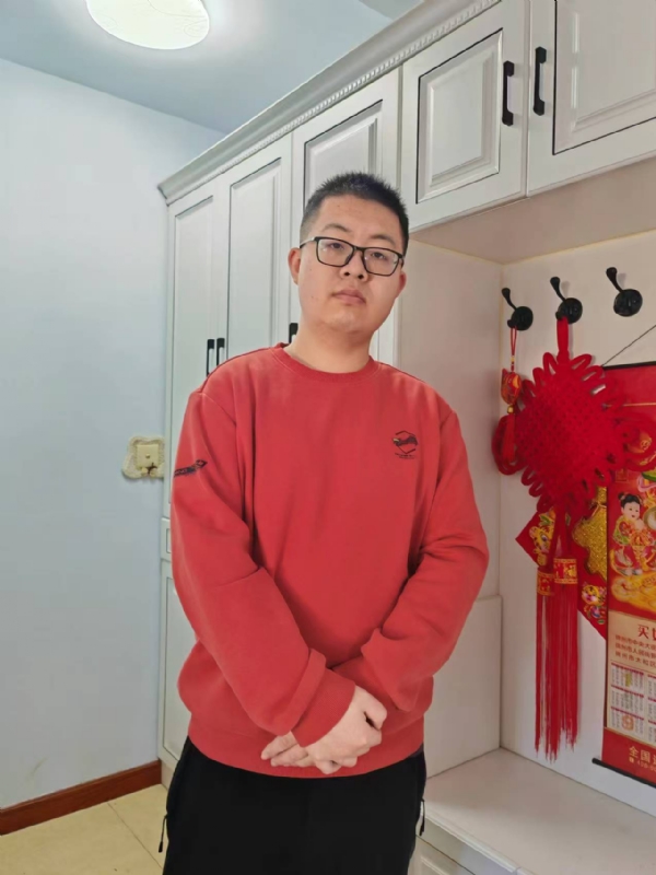 智慧的小胖的第一张照片--梅州相亲服务中心