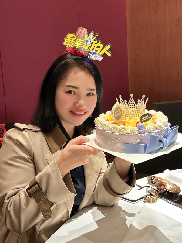 Apple的第一张照片--梅州相亲服务中心