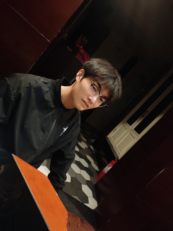 夜听雨的第一张照片--梅州相亲服务中心