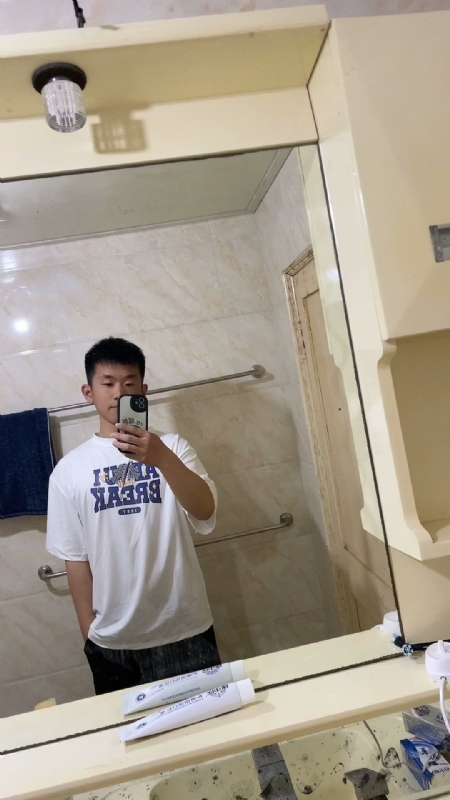 哈哈的第二张照片--梅州相亲服务中心