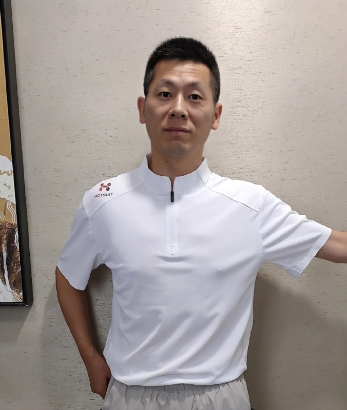 红旗下长大的第一张照片--梅州相亲服务中心