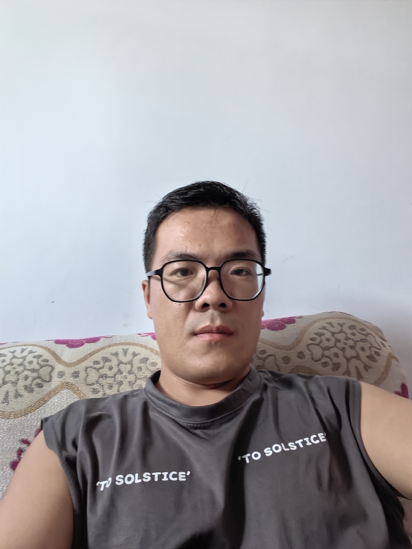 卫TF的第三张照片--梅州相亲服务中心