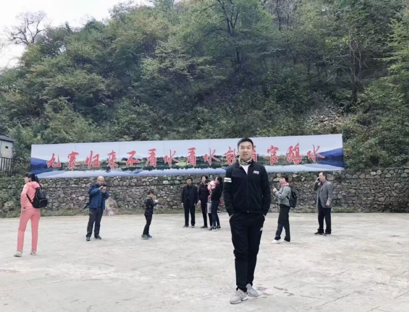 牵手的第一张照片--梅州相亲服务中心