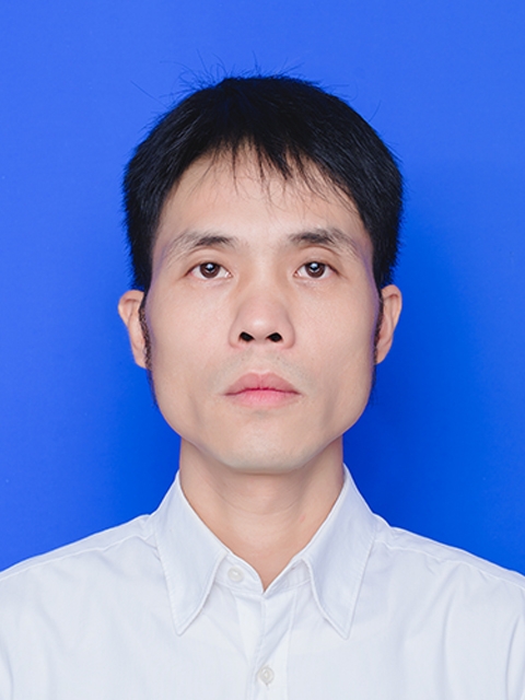 魅力中年的第一张照片--梅州相亲服务中心