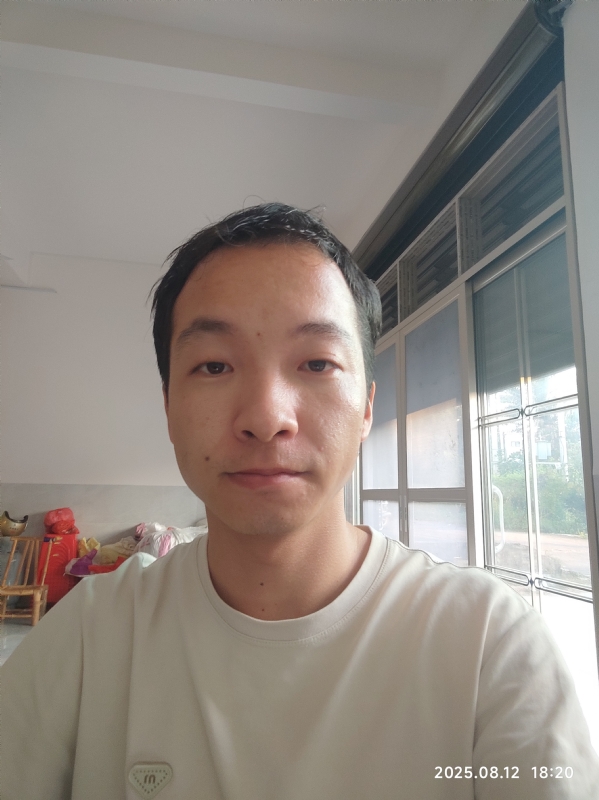 杨培鑫的第一张照片--梅州相亲服务中心