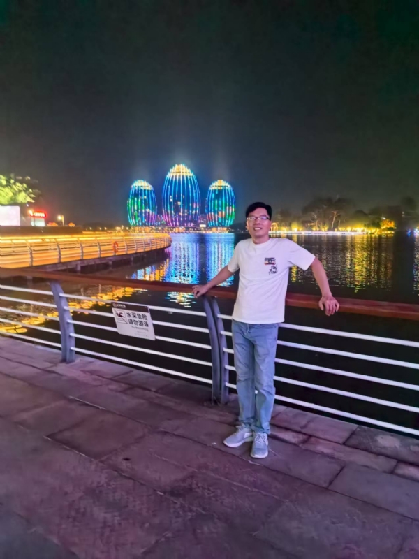 千年老妖的第一张照片--梅州相亲服务中心