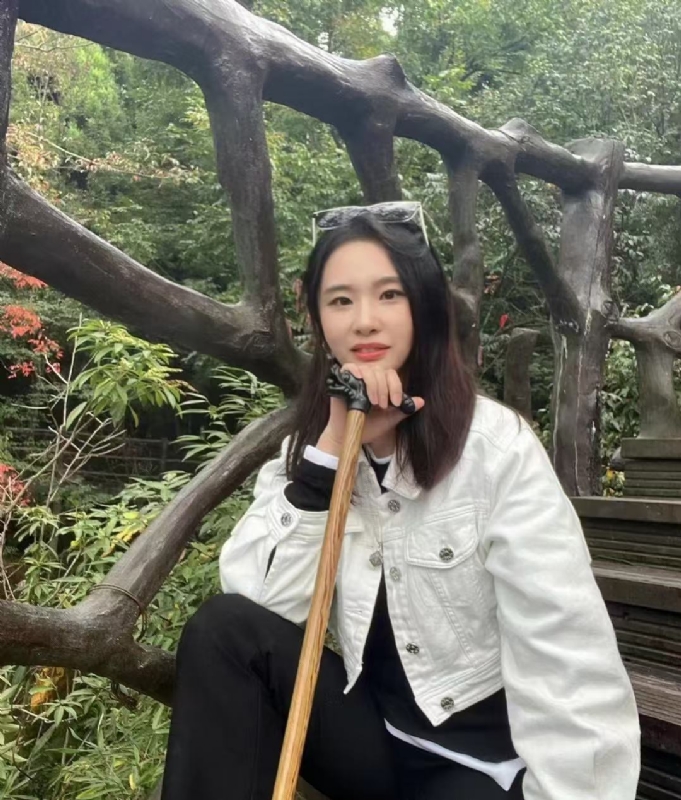 琪琪的第一张照片--梅州相亲服务中心