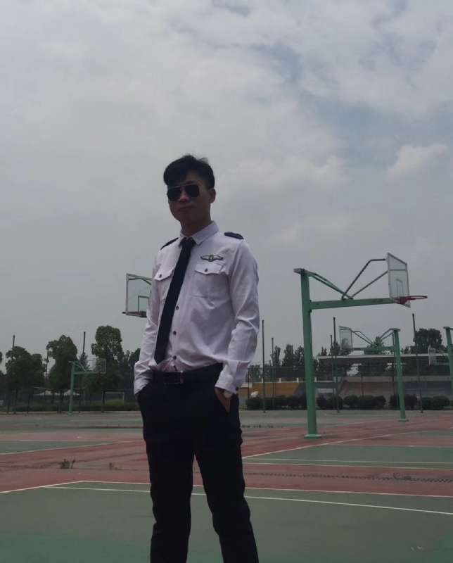 小贺的第一张照片--梅州相亲服务中心