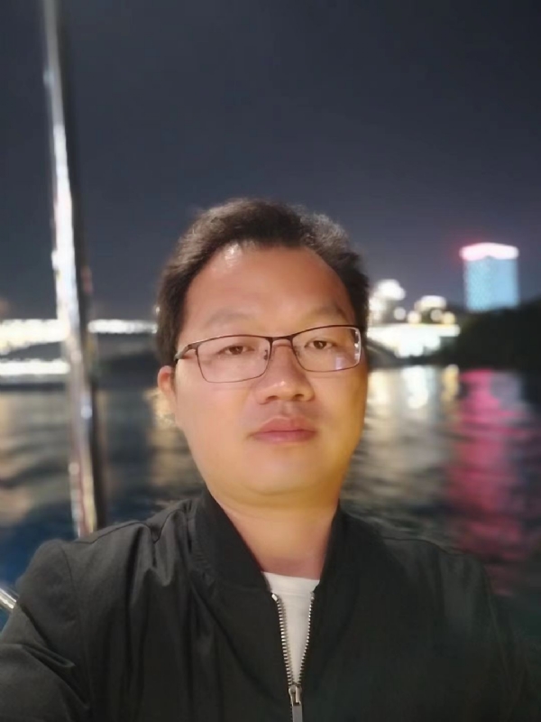 祝你平安的第一张照片--梅州相亲服务中心