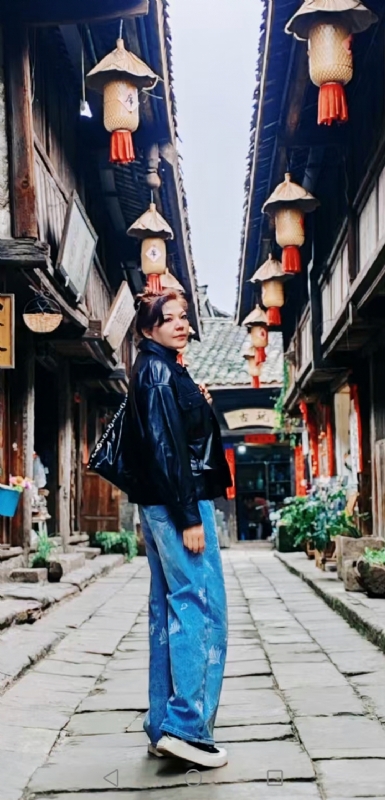 宛霞的第五张照片--梅州相亲服务中心