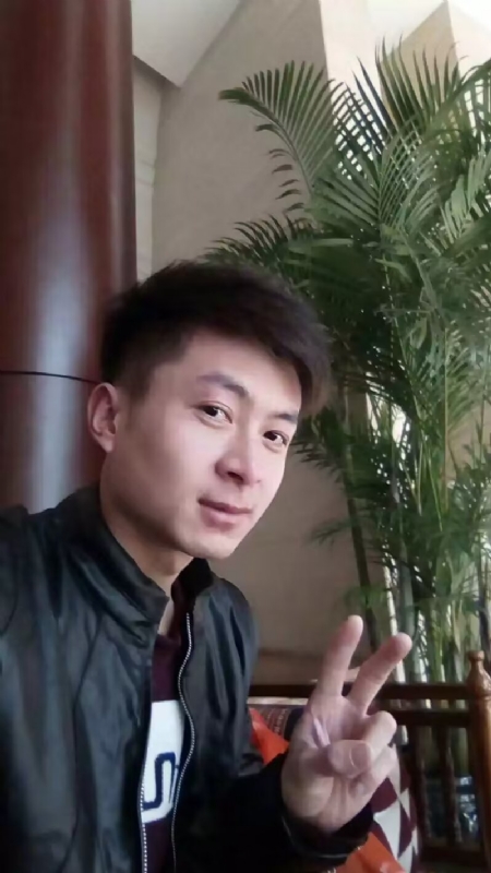 蓝锋的第一张照片--梅州相亲服务中心