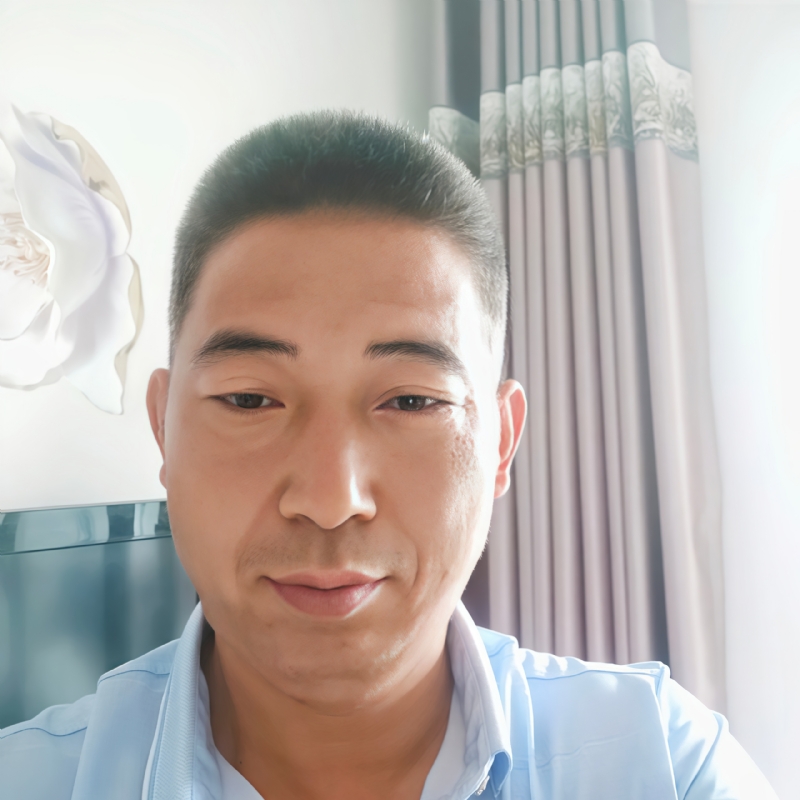 雨中漫步的第一张照片--梅州相亲服务中心