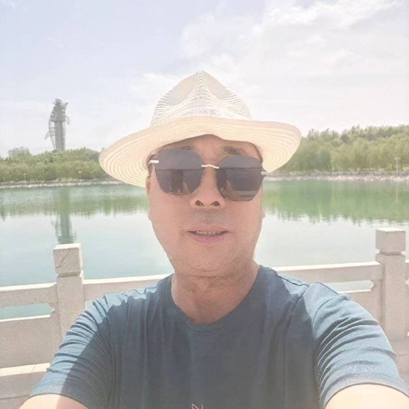 有钱人的第一张照片--梅州相亲服务中心