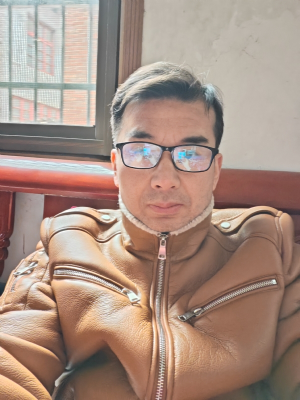 弹簧的第一张照片--梅州相亲服务中心