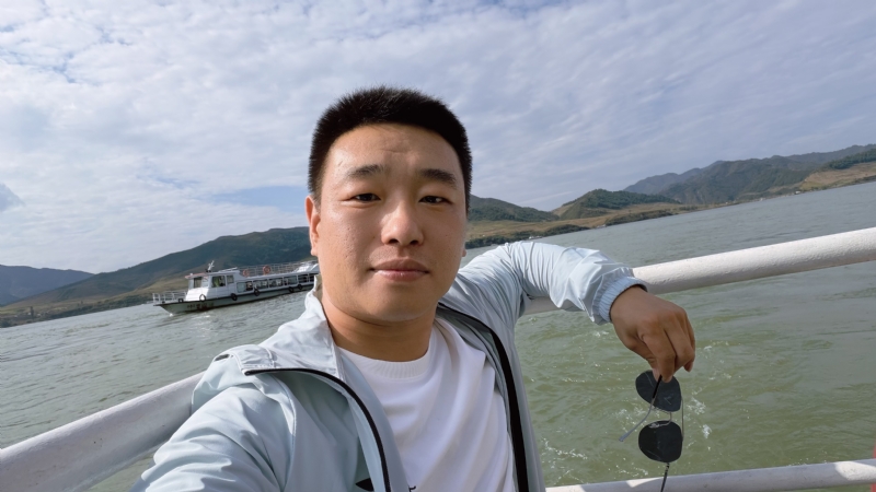 烟花易笑的第四张照片--梅州相亲服务中心