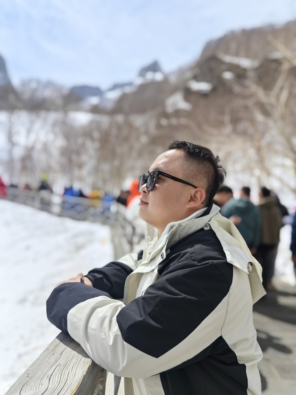 小龙的第一张照片--梅州相亲服务中心