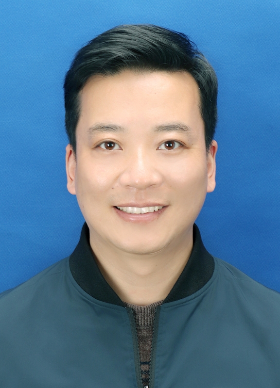 云淡风轻的第二张照片--梅州相亲服务中心