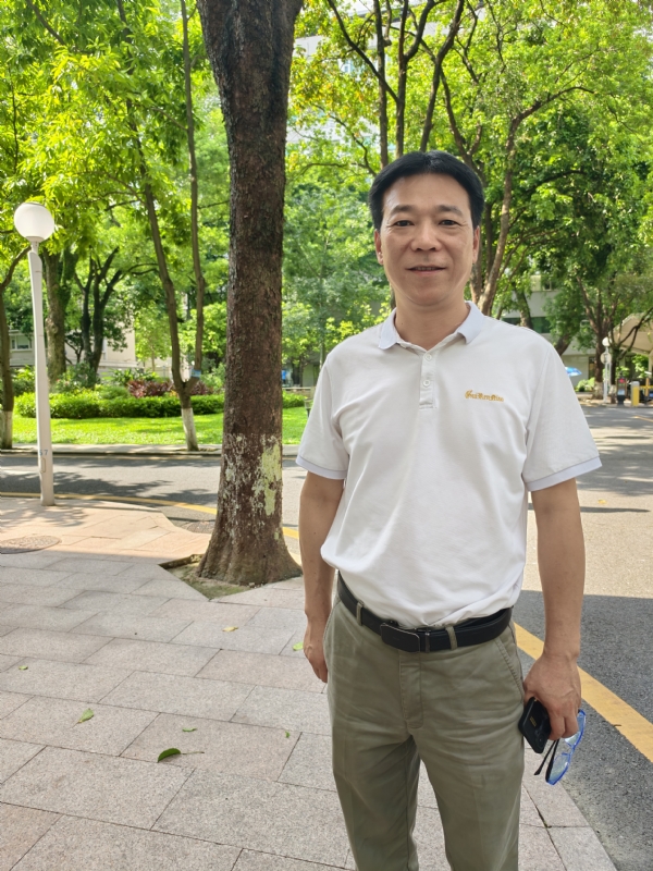 哈哥的第一张照片--梅州相亲服务中心