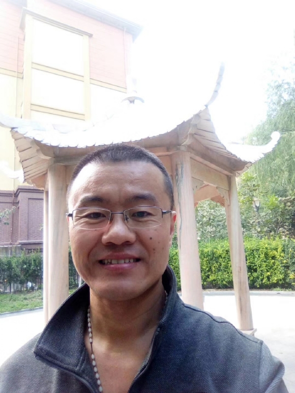 撸起袖子加油干的第一张照片--梅州相亲服务中心