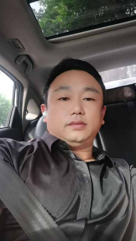 老烽的第一张照片--梅州相亲服务中心