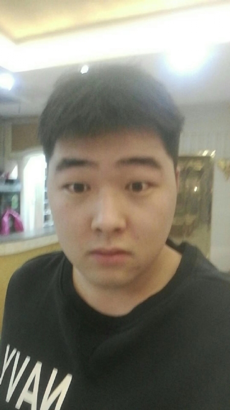 丹尼的第二张照片--梅州相亲服务中心