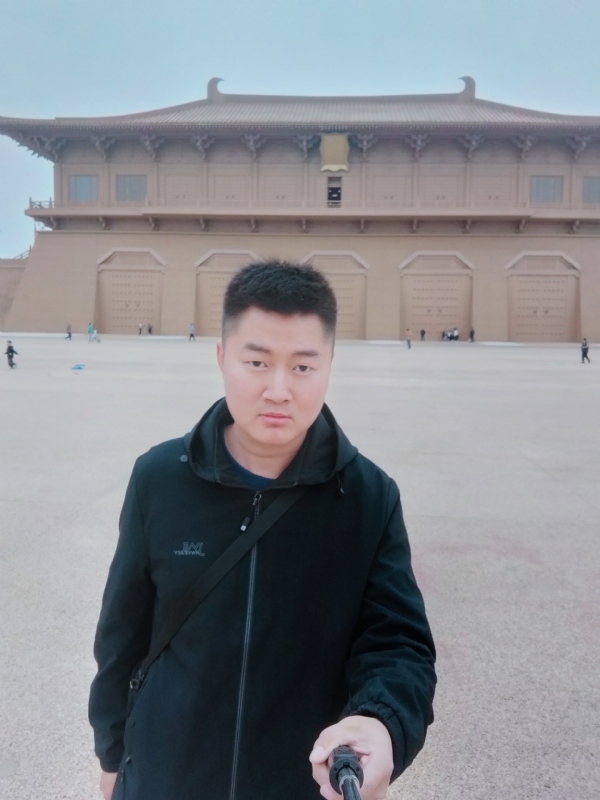 放肆的青春的第一张照片--梅州相亲服务中心