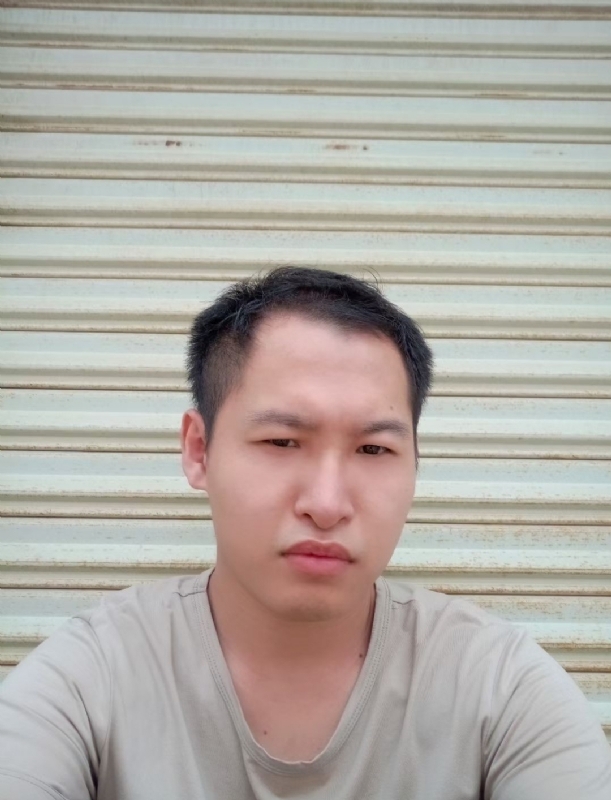 小立的第二张照片--梅州相亲服务中心