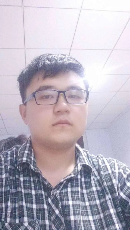 颜色不一样的黄的第一张照片--梅州相亲服务中心