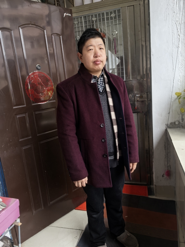 卢显澳的第一张照片--梅州相亲服务中心