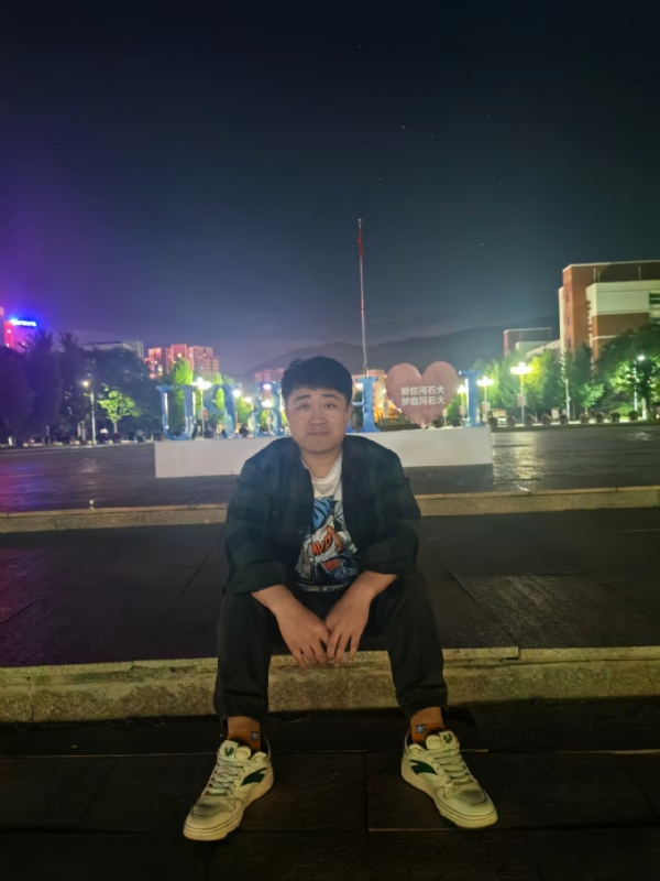 芽儿呦的第一张照片--梅州相亲服务中心