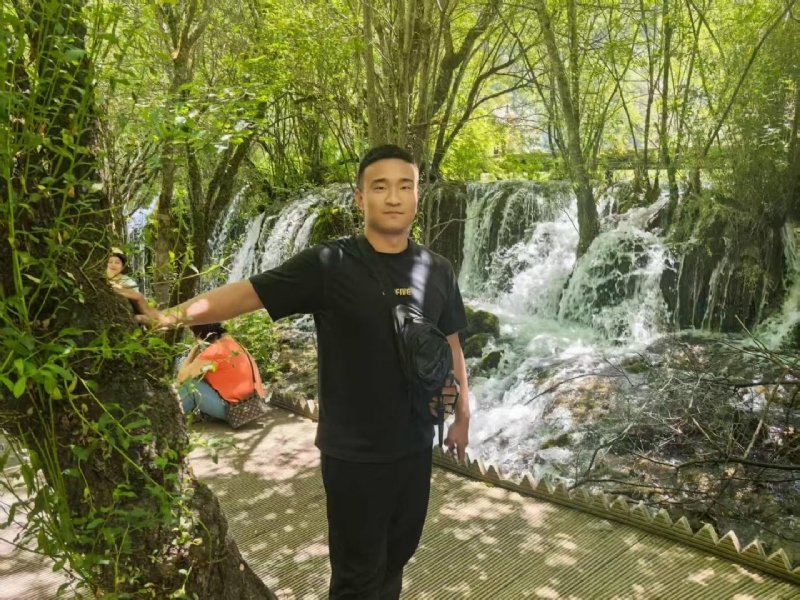 不管多累的第一张照片--梅州相亲服务中心