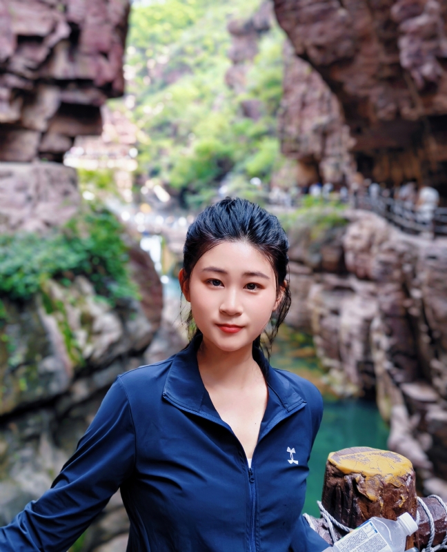 小S的第二张照片--梅州相亲服务中心