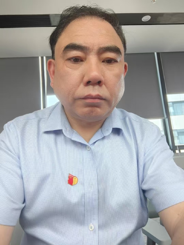 邹先生的第二张照片--梅州相亲服务中心