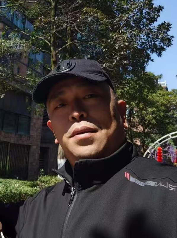 蓝色海洋的第一张照片--梅州相亲服务中心