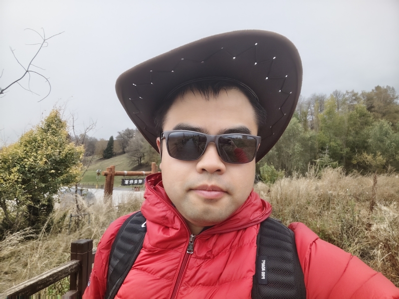 欢乐的笑的第一张照片--梅州相亲服务中心