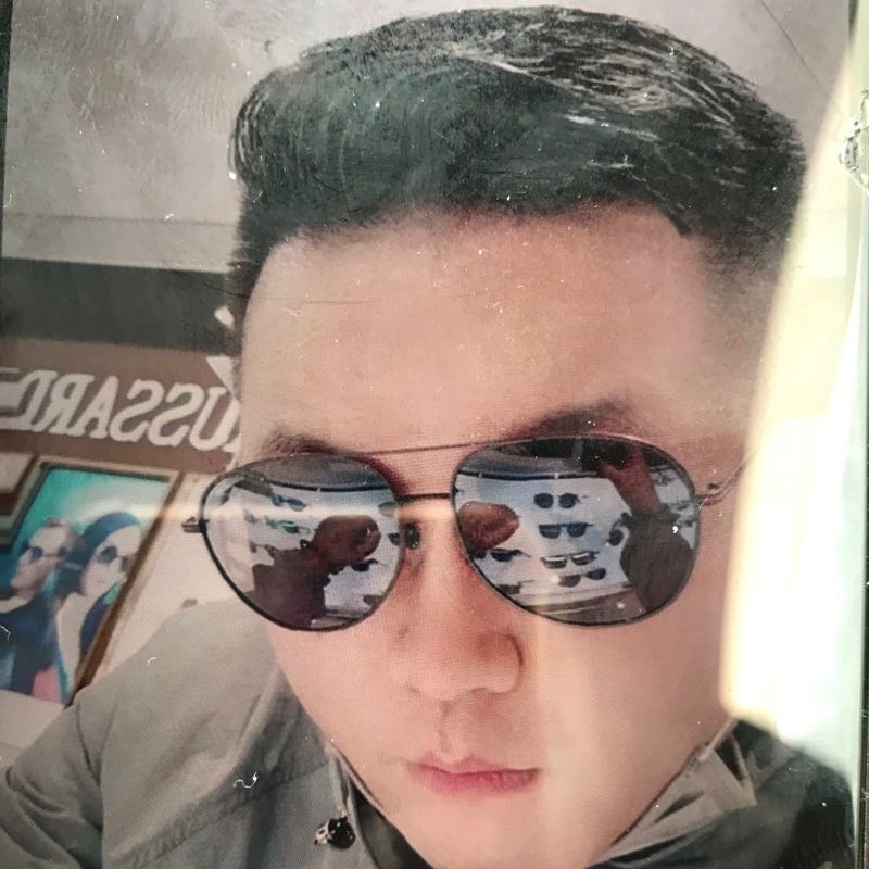 至尊宝的第一张照片--梅州相亲服务中心